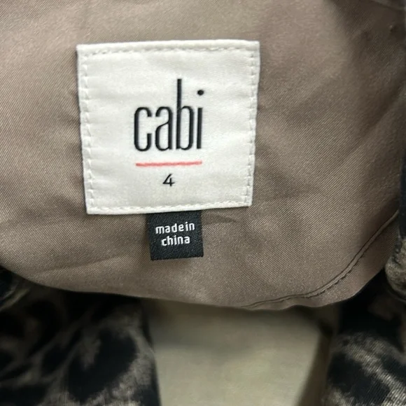 CAbi Leopard Stretch Blazer Jacket Women's Size 4 Jungle Cat Animal Print - Picture 4 of 11